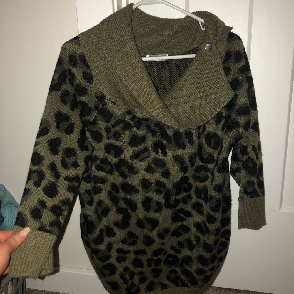 Cute Cheetah Turtleneck